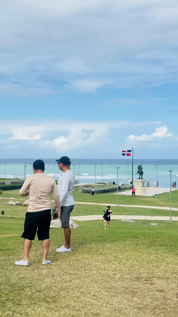 Viaje grupal con chofer profesional en República Dominicana